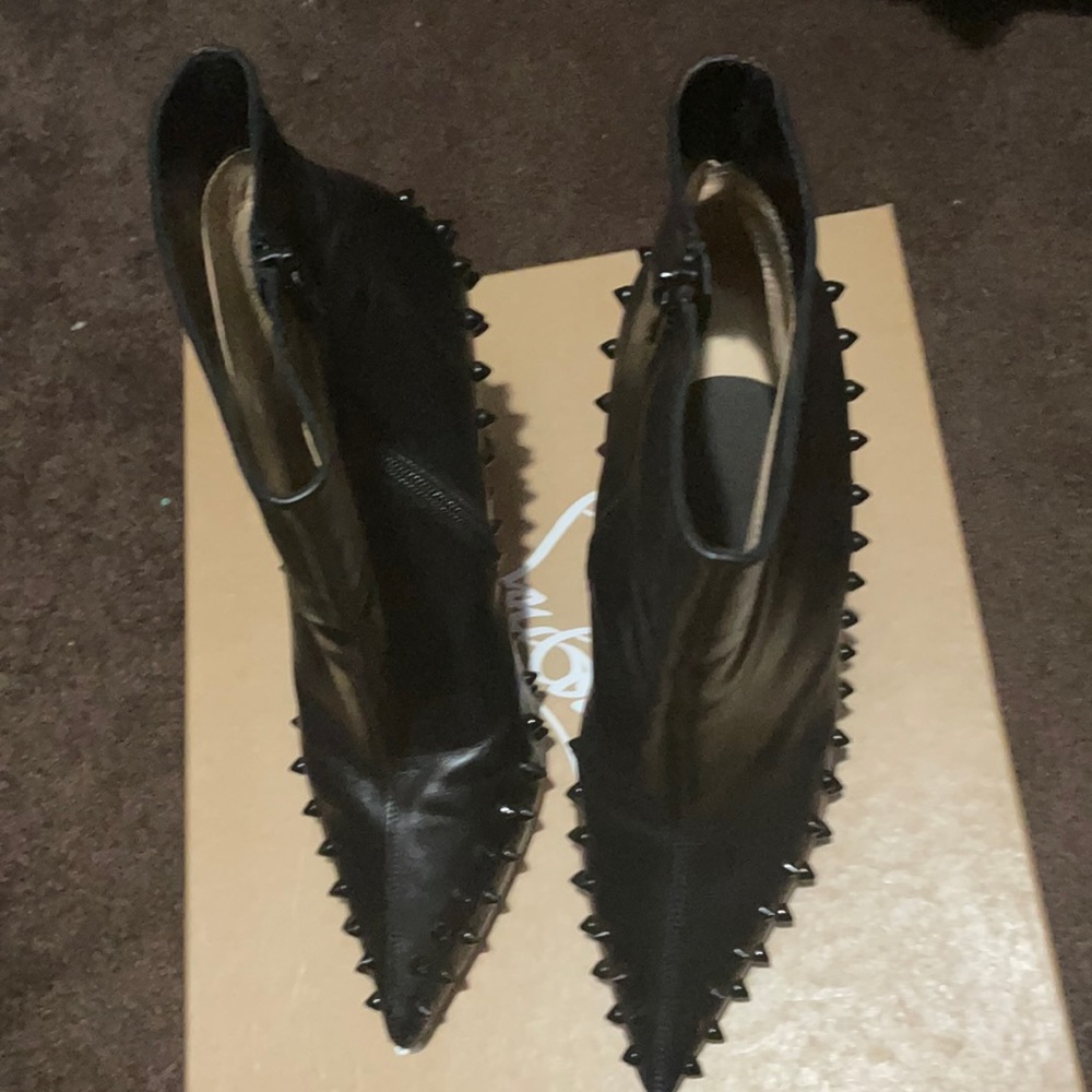 Ankle boots